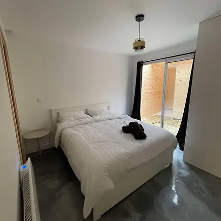 16 Dore Apartment