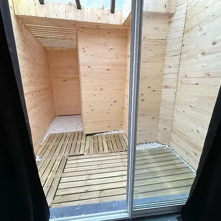 16 Dore Tournai